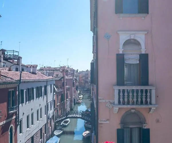 Casanova Deluxe Apartment By Wonderful Italy